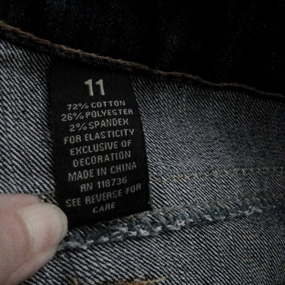 ZCO JEANS PATCHWORK DISTRESSED JEANS 11 - Picture 10 of 10